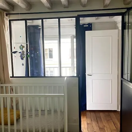 Appartement Charming 3f In Paris' Heart *